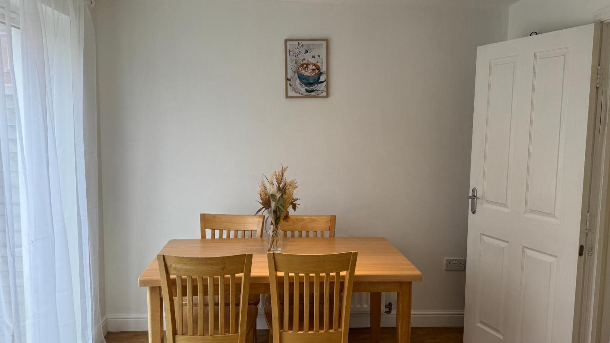 Big Confort, Shared House Filton