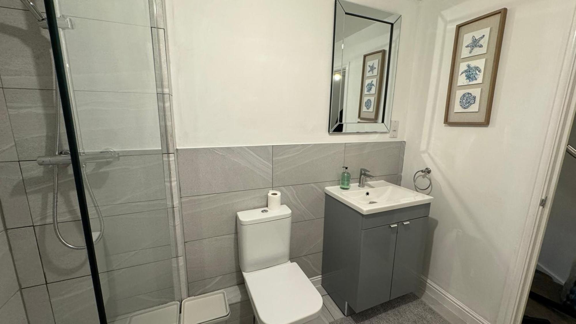 Big Confort, Shared House * Filton